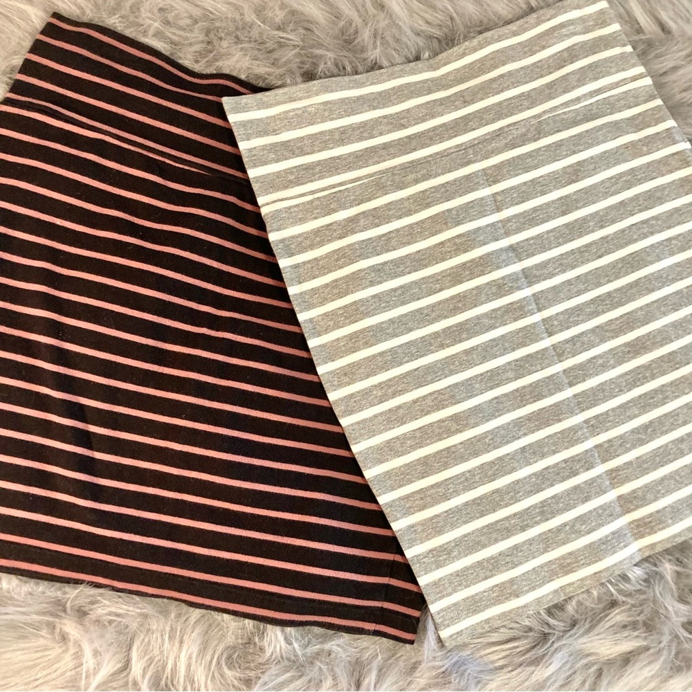 🐝 5/$18 FOREVER 21 2 Two Striped Stretch Mini Skirts Size L